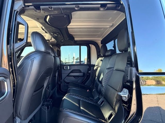 Used 2022 Black Jeep Overland image 14