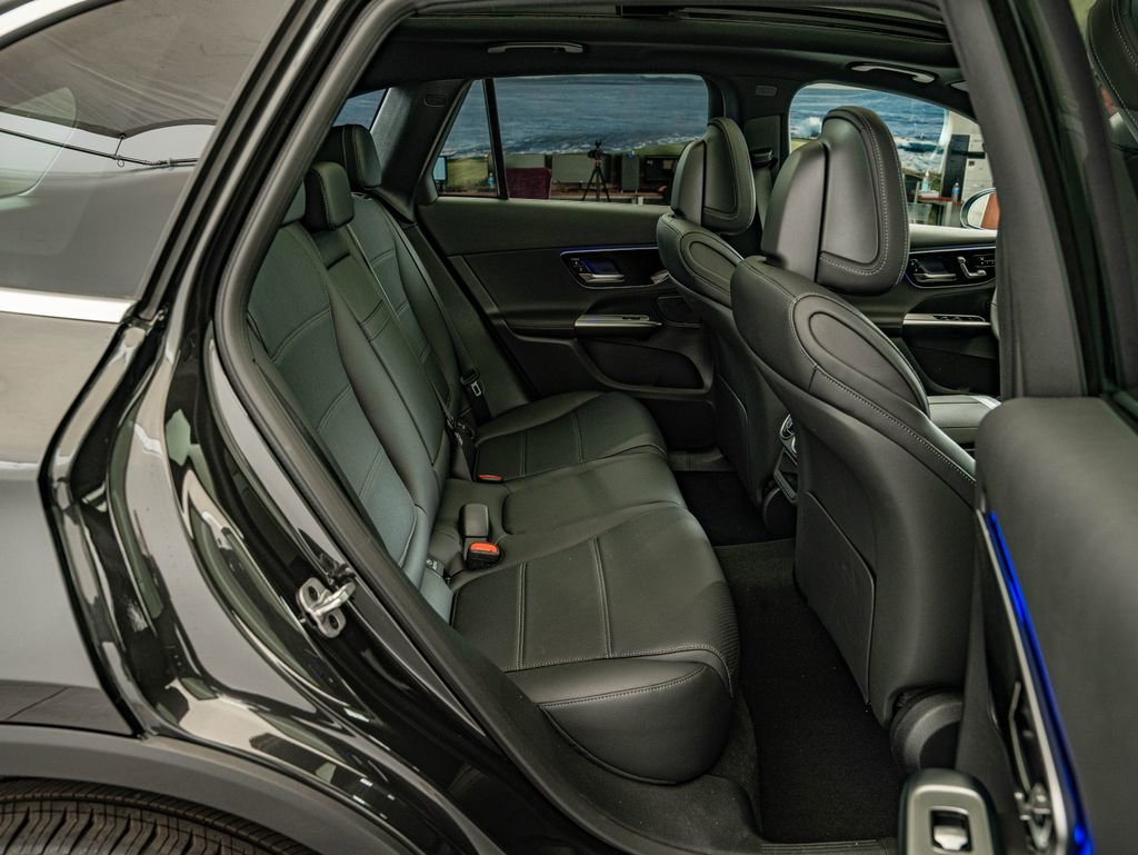 New 2026 Graphite Gray Metallic Mercedes-Benz GLC 300 image 32
