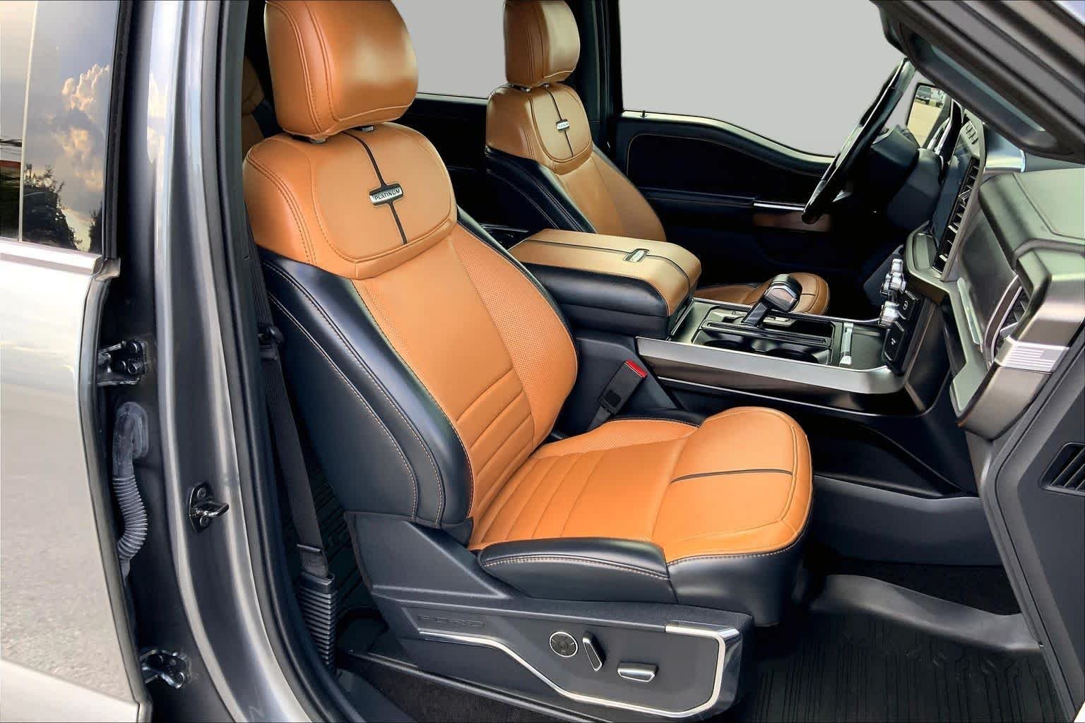 Used 2022 Carbonized Gray Metallic Ford Platinum image 8