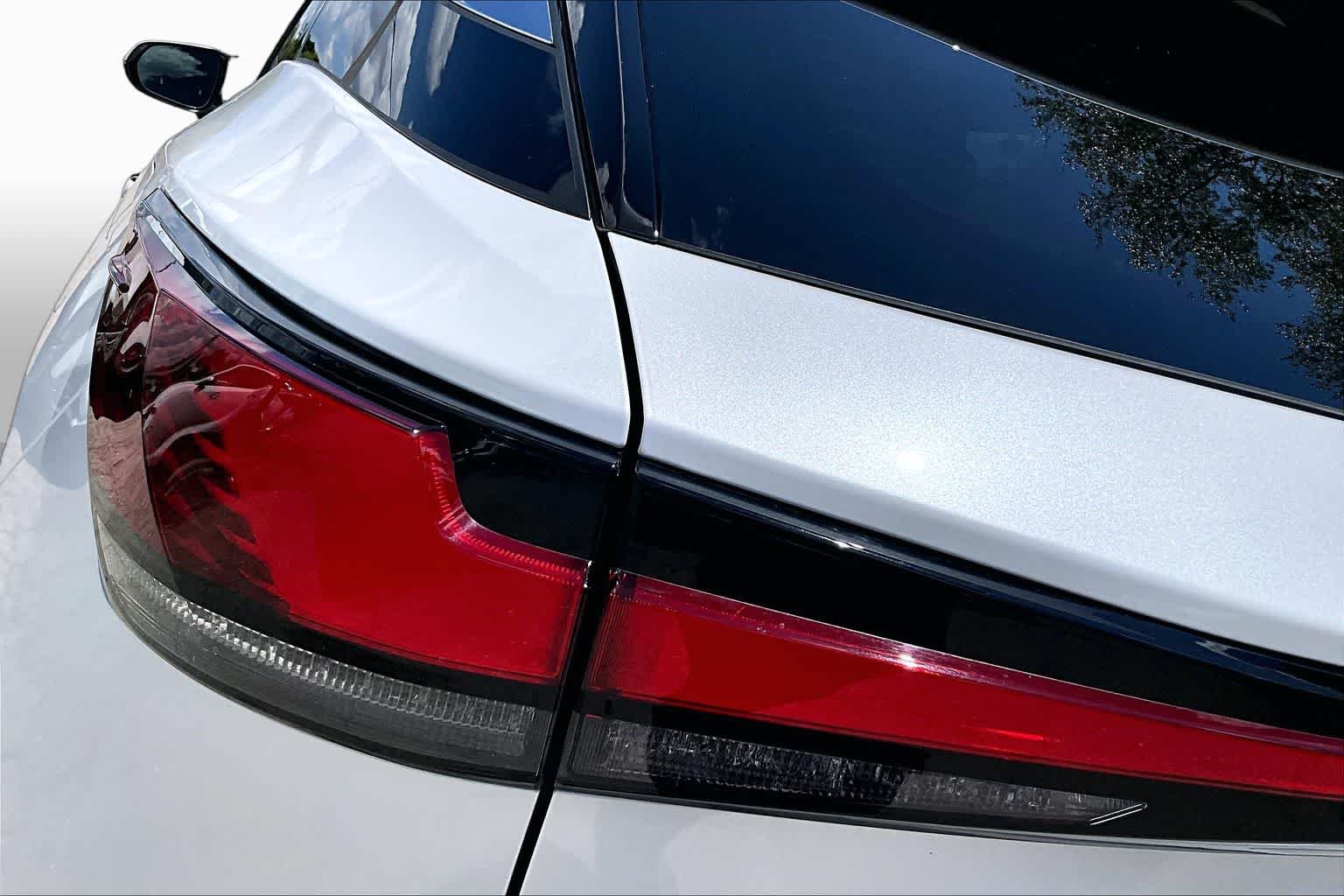Used 2024 Eminent White Pearl Lexus Premium Plus image 29