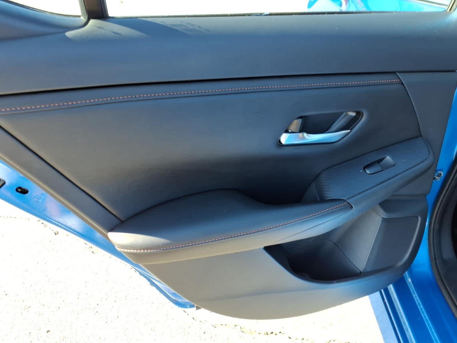 Certified Used 2023 Electric Blue Metallic/Super Black Nissan SR image 12