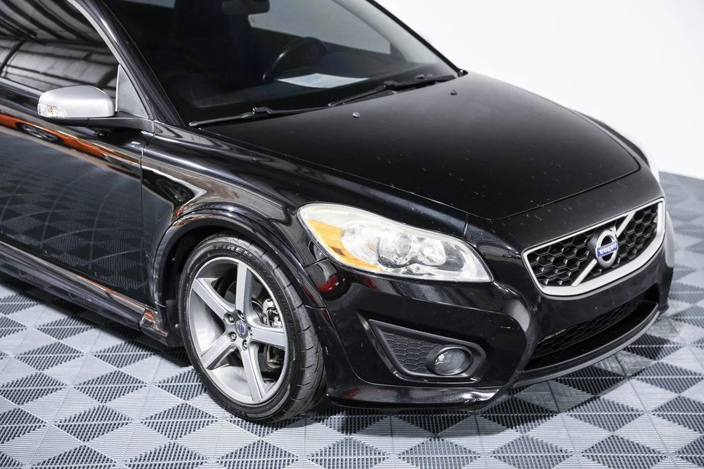Used 2011 Black Volvo T5 R-Design image 5