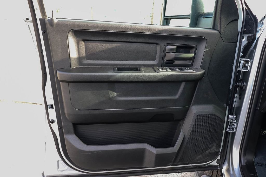 New 2026 Silver Ram Tradesman image 24