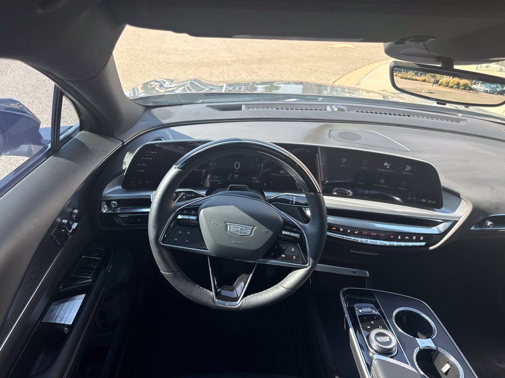 Used 2023 Gray Cadillac Luxury image 10