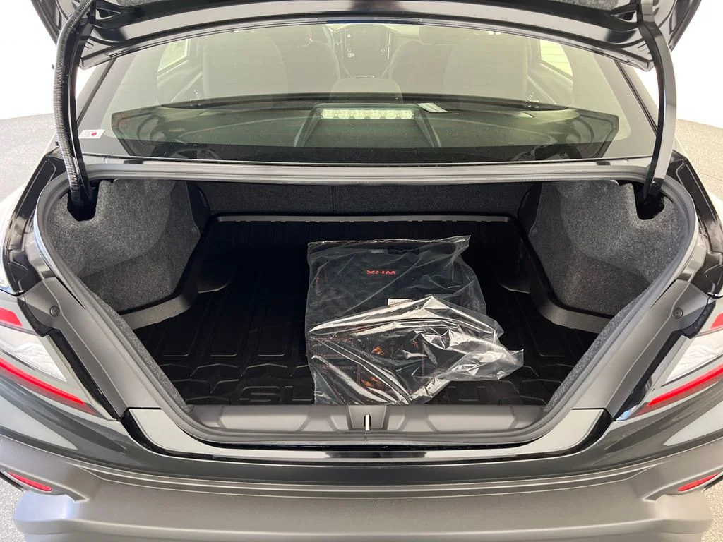New 2026 CRYSTAL BLACK SILICA Subaru Premium image 24