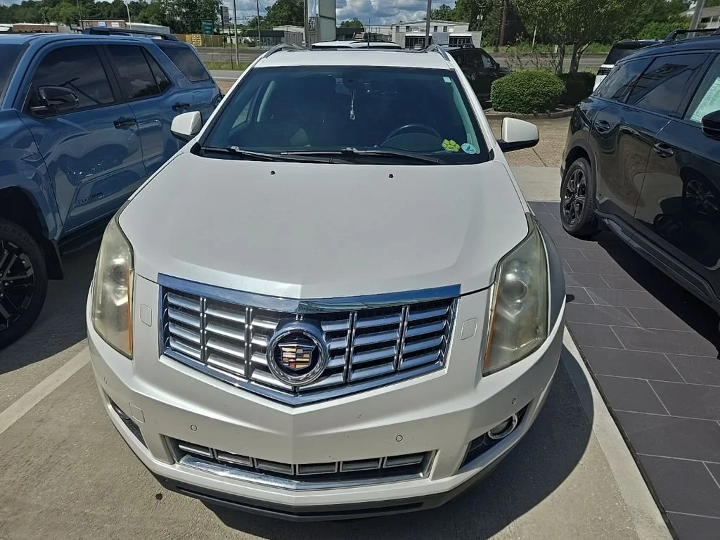 Used 2014 Platinum Ice Tricoat Cadillac Performance image 2