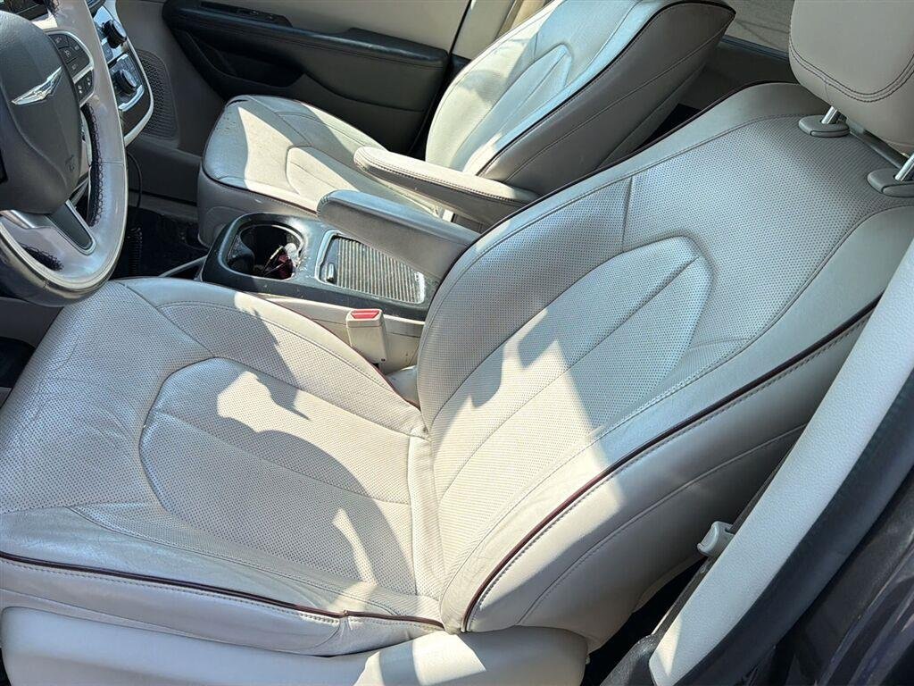 Used 2017 Chrysler Pacifica Limited with VIN 2C4RC1GG4HR598683 for sale in West Bountiful, UT