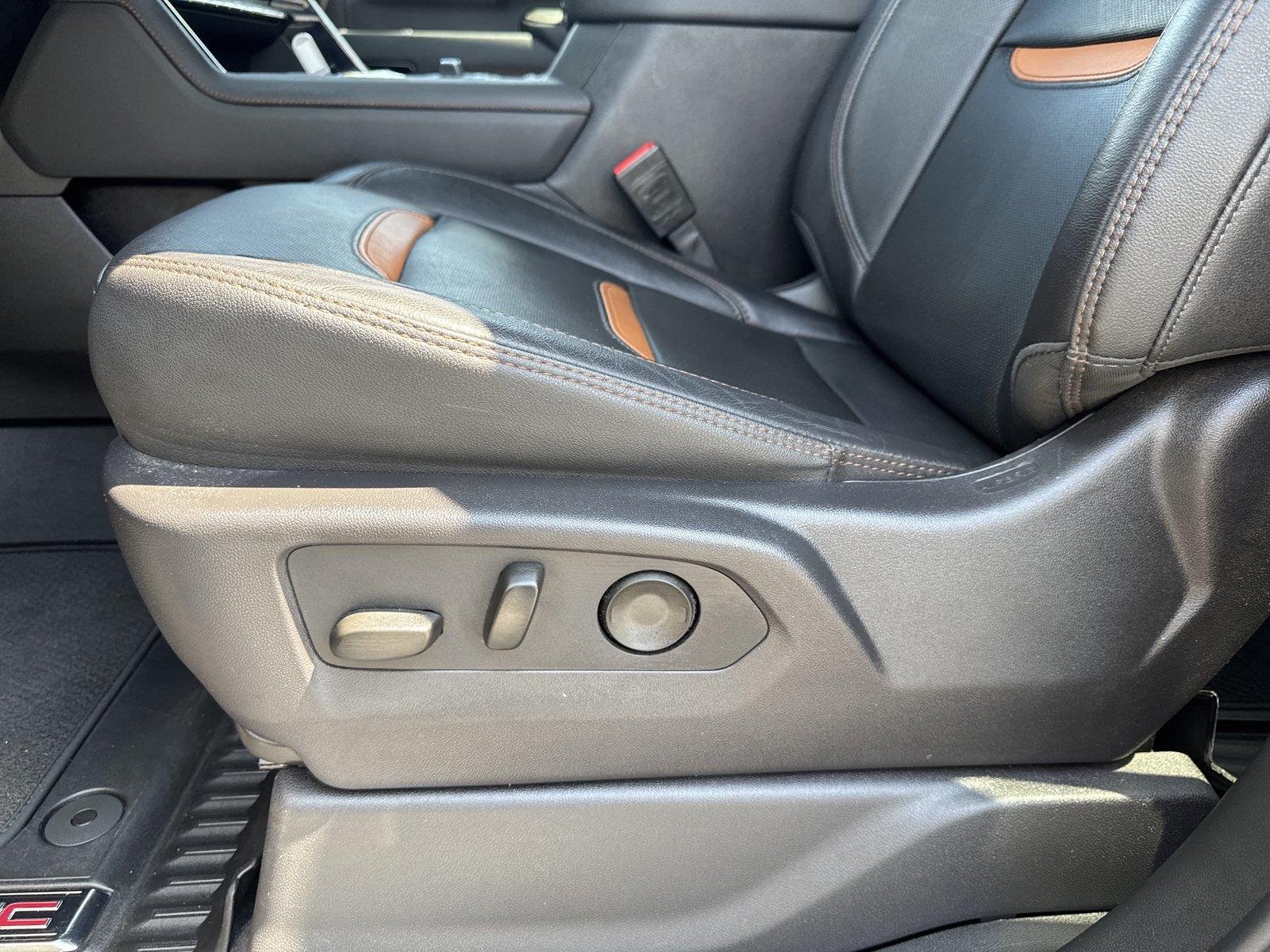 Used 2024 Onyx Black GMC AT4 image 10