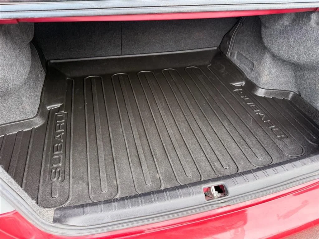 Used 2014 Red Subaru 2.0i Premium image 22