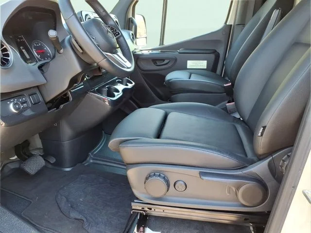 Used 2022 Gray Mercedes-Benz Cargo 144 WB image 27