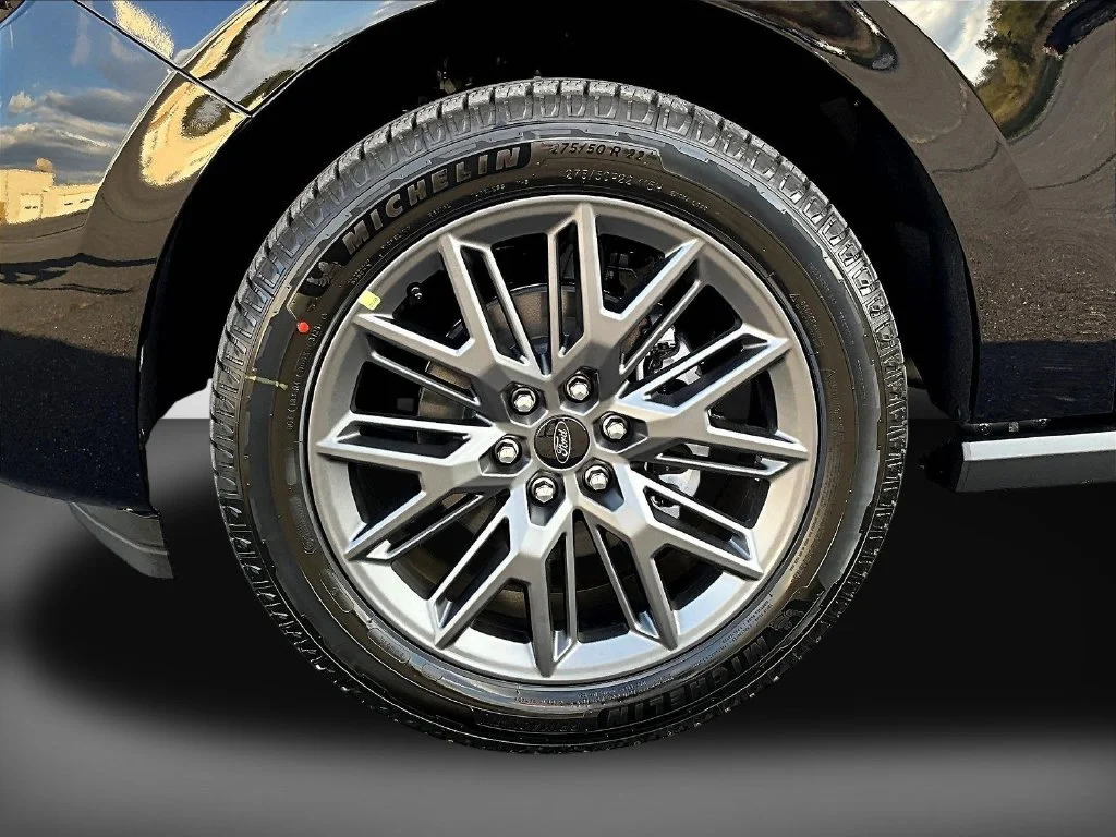 New 2027 Agate Black Metallic Ford Platinum image 14