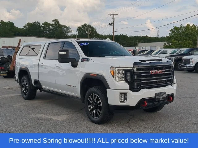 Used 2022 White GMC AT4 image 15