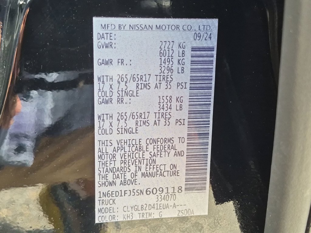 Used 2025 Black Nissan SV image 32
