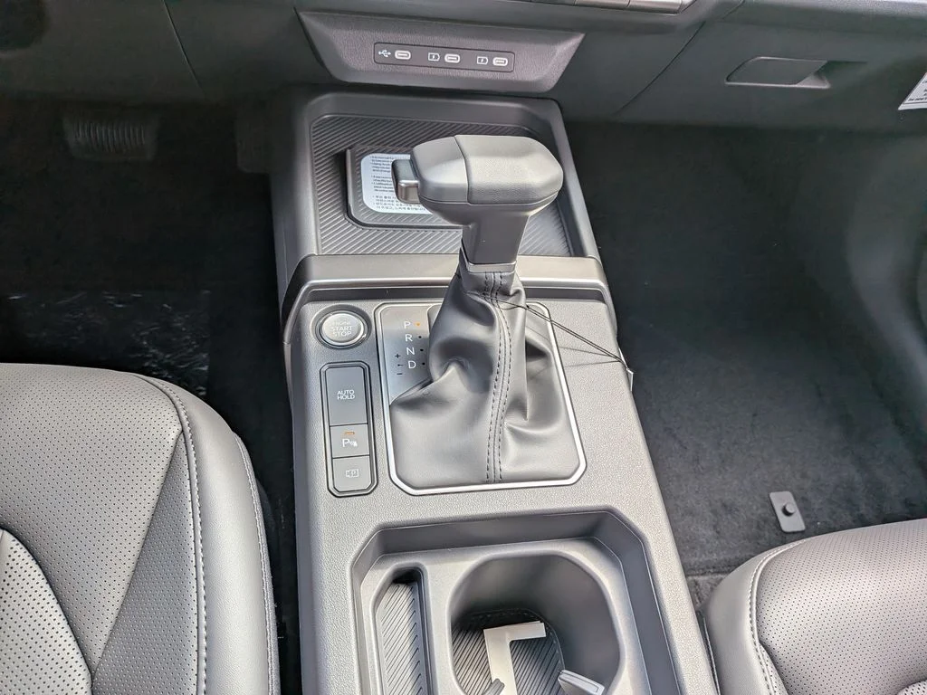New 2027 Magma Red Matte Kia X-Line S image 46