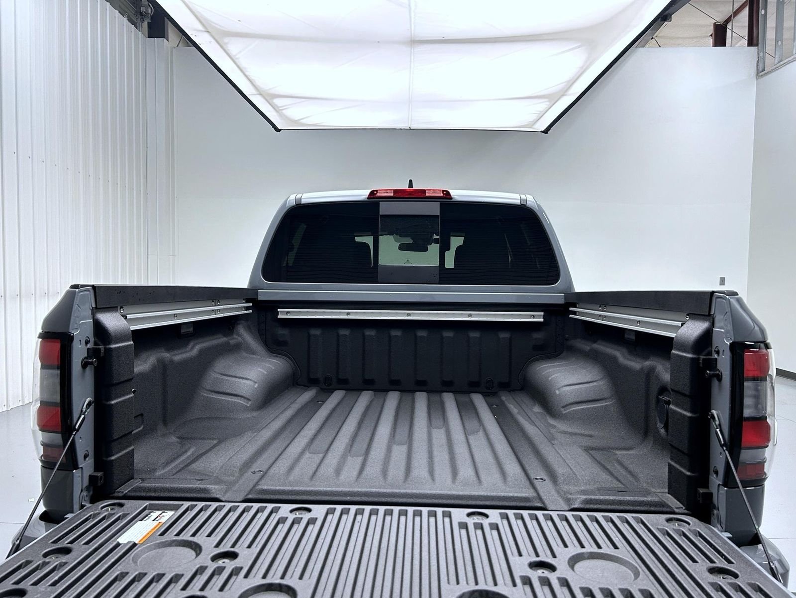 2026 Nissan Frontier SV - Photo 9