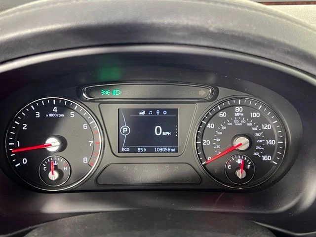 Used 2018 Red Kia LX image 16