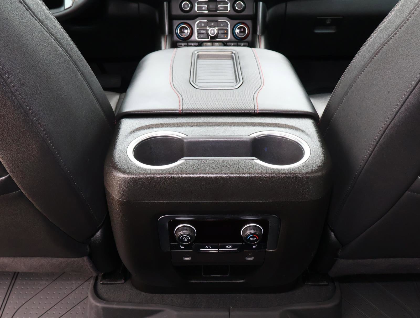 2024 Chevrolet Tahoe RST - Photo 13