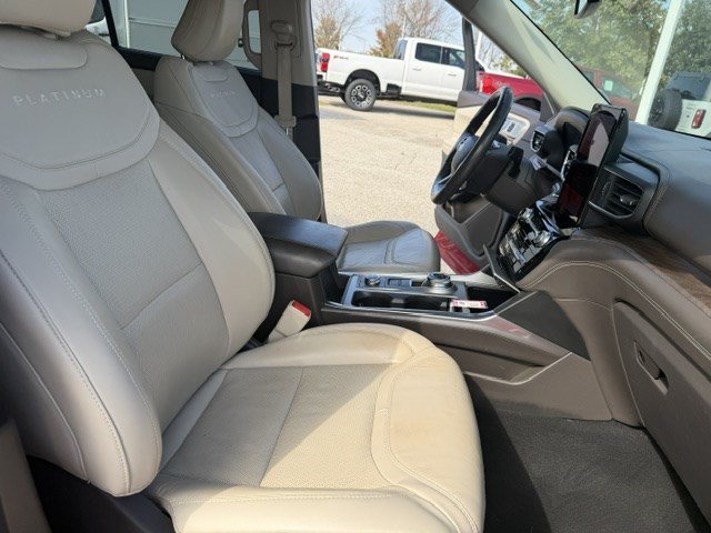 Used 2022 Red Metallic Ford Platinum image 38