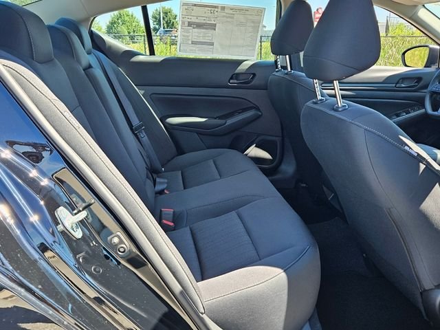 Used 2025 Black Nissan 2.5 S image 14