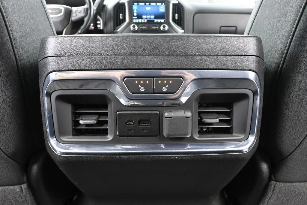 Used 2022 Green GMC AT4 image 47