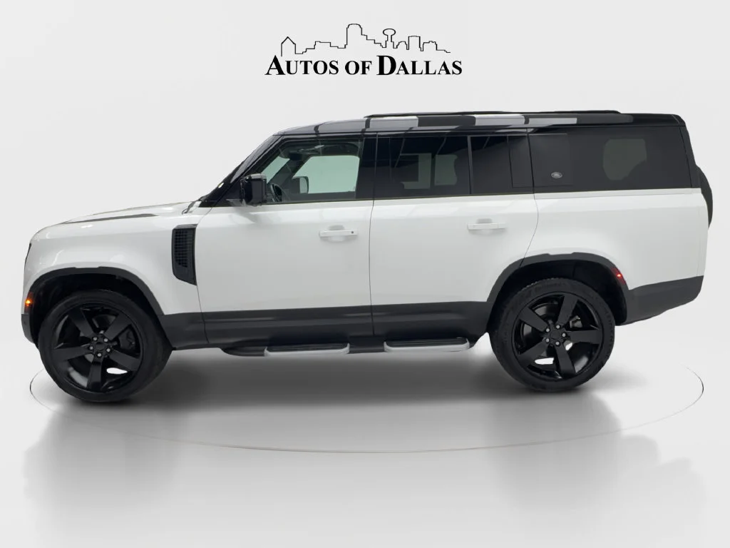 Used 2023 White Land Rover SE image 6