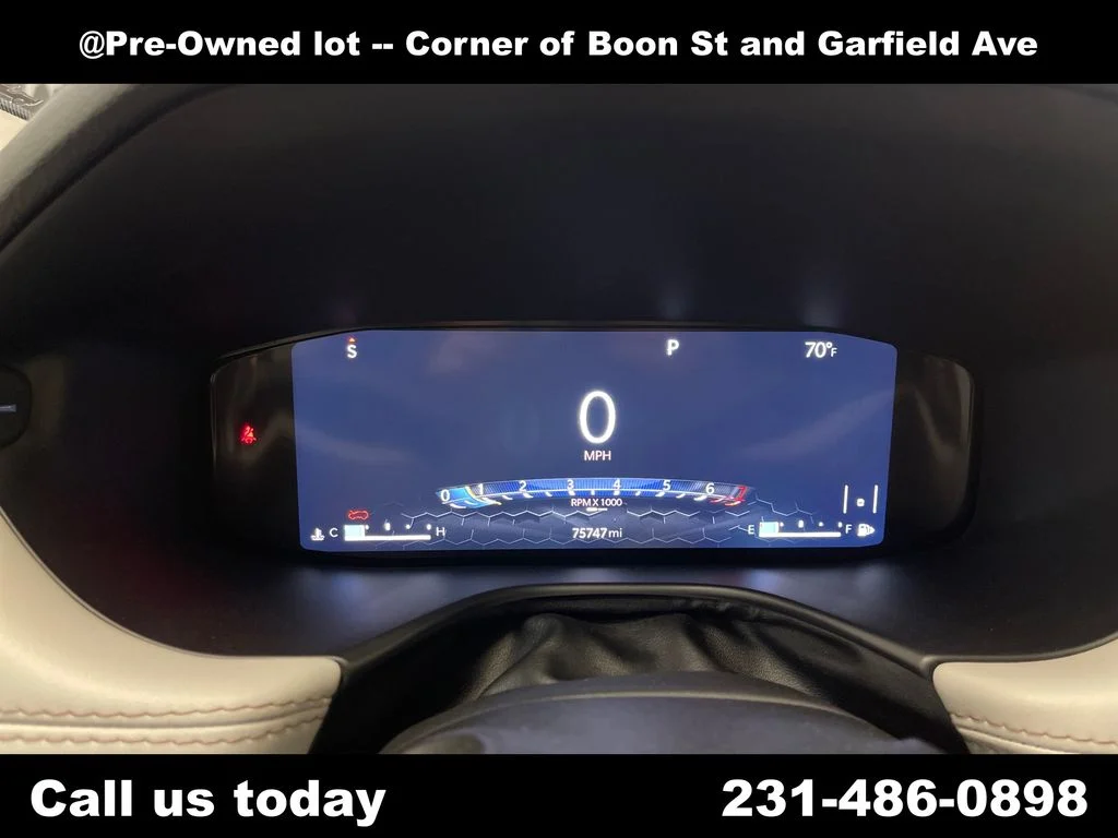 Used 2022 Gray Jeep Limited image 21