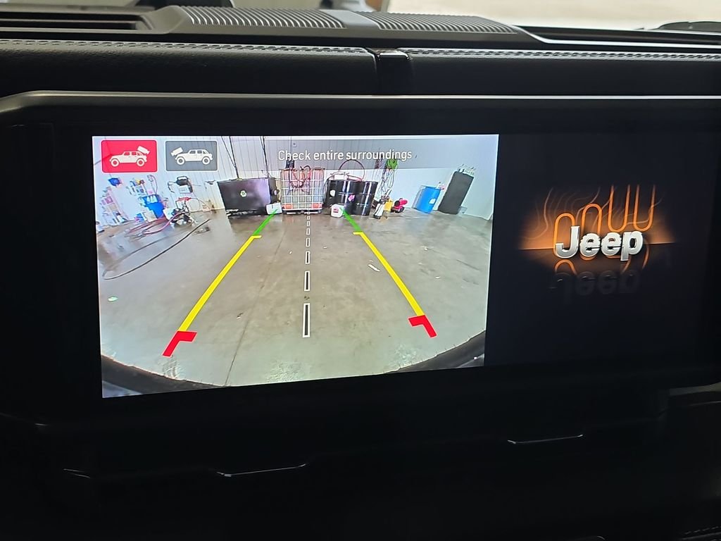New 2026 Black Clear-Coat Exterior Paint Jeep Sahara image 22