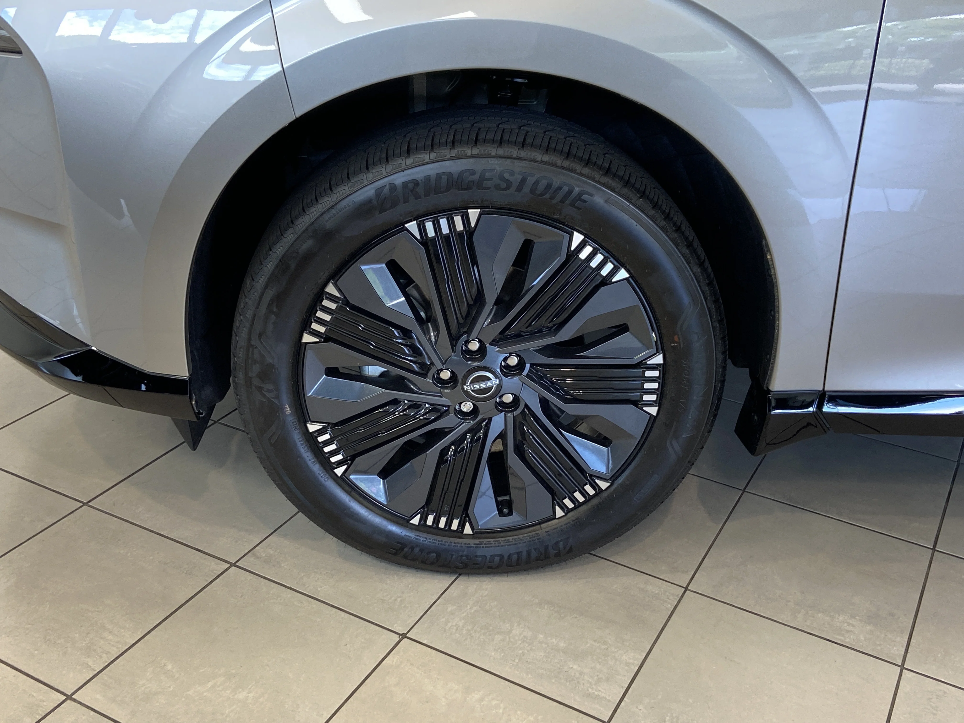 New 2026 Champagne Silver Metallic Nissan Platinum image 7