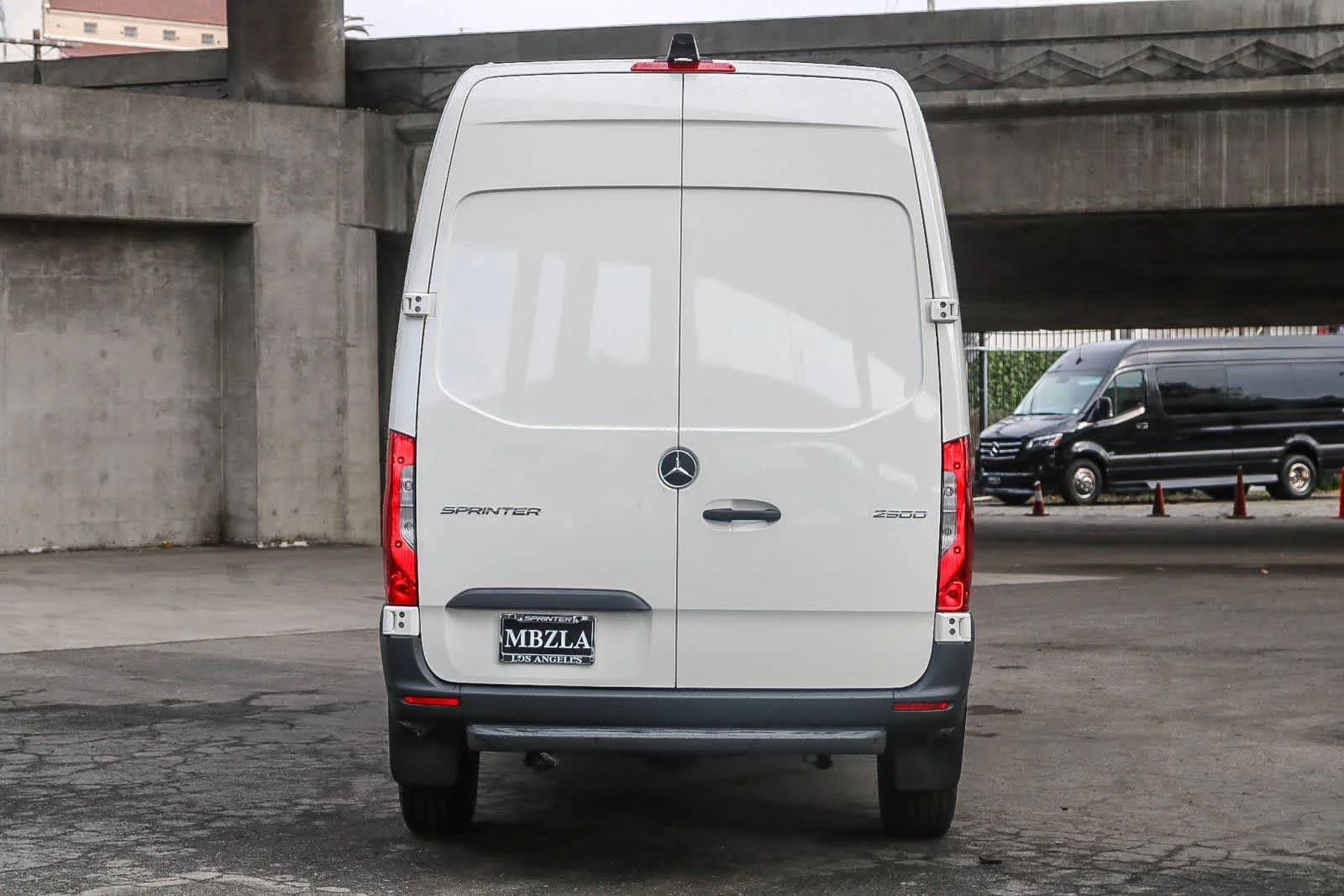 New 2025 Gray White Mercedes-Benz Cargo 144WB High Roof RWD 2.0L I4 Diesel Turbo SO image 33