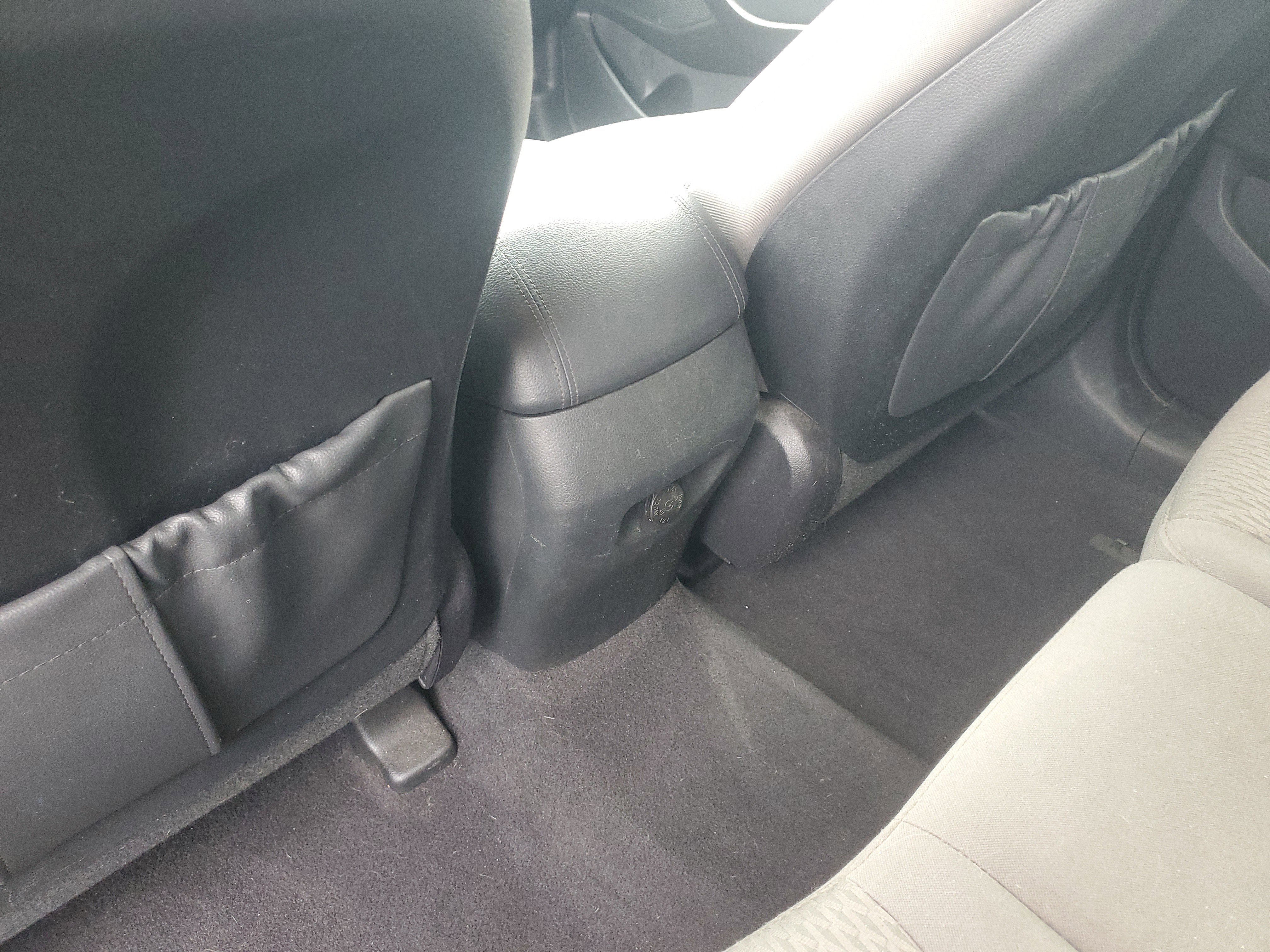 Used 2018 Pearl White Hyundai 2.4L image 14