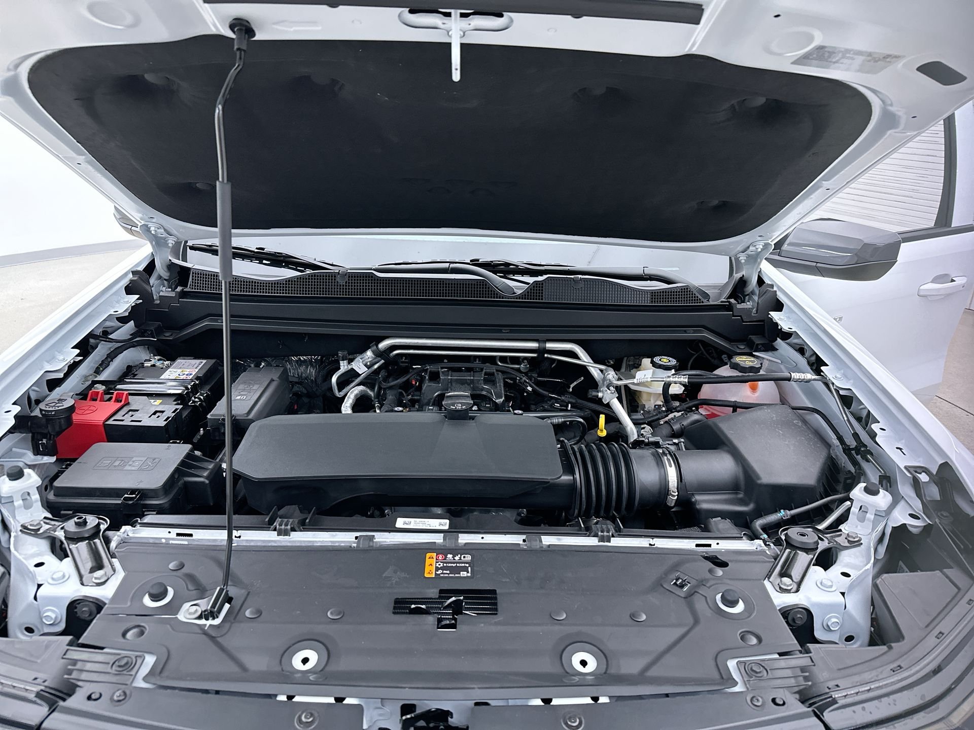 New 2026 Summit White Chevrolet LT image 60