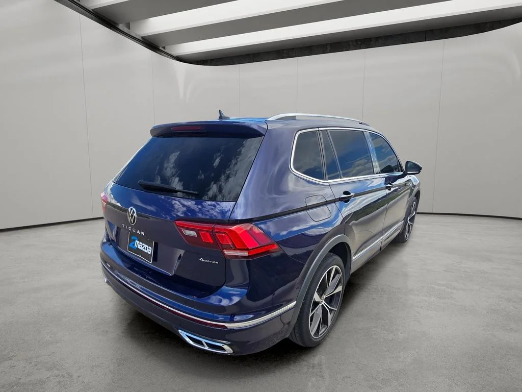 Used 2022 Atlantic Blue Metallic Volkswagen SEL R-Line image 5