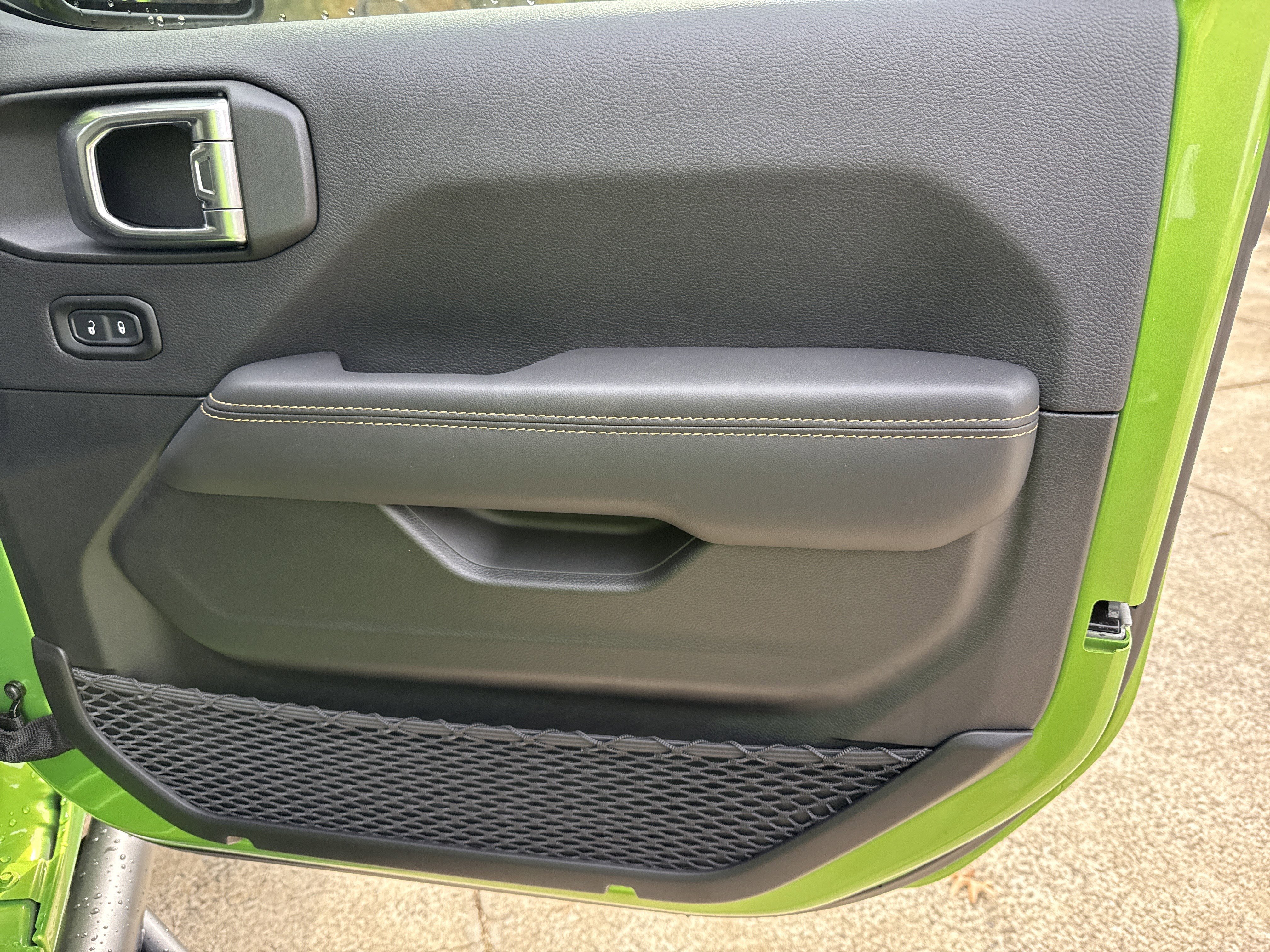 New 2025 Mojito Exterior Paint Jeep Sport S image 17