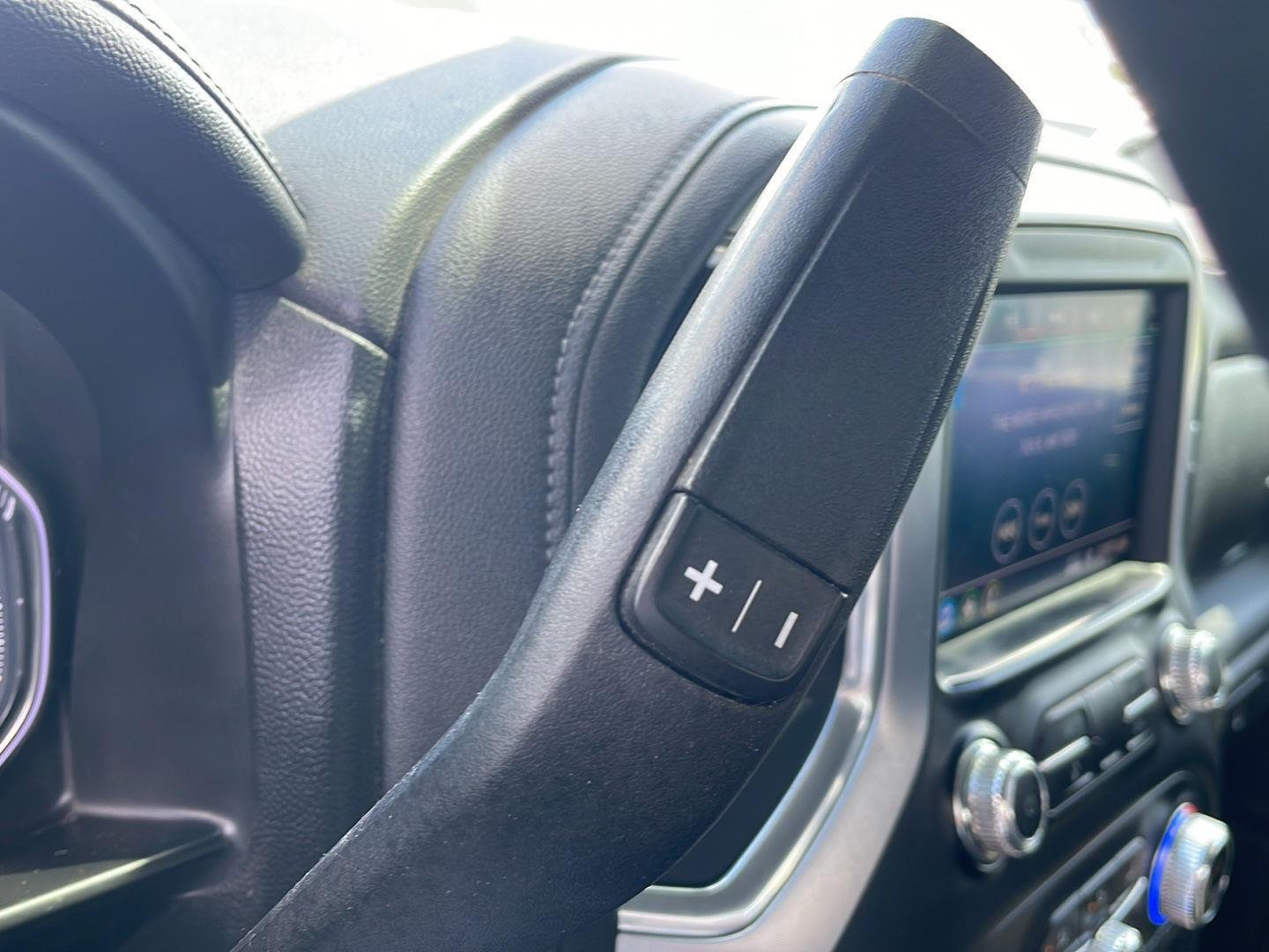 Used 2020 Onyx Black GMC Elevation image 23