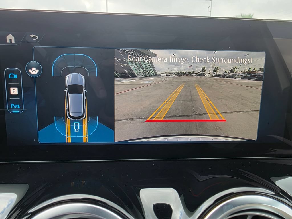 New 2026 Polar White Mercedes-Benz GLA 250 image 50