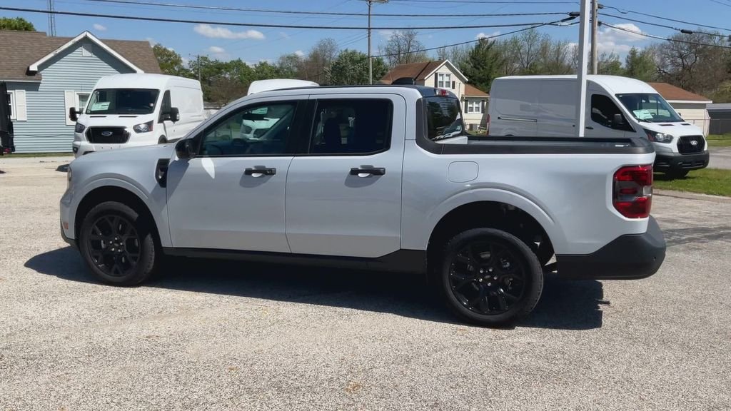 New 2026 Space White Metallic Ford XLT image 2