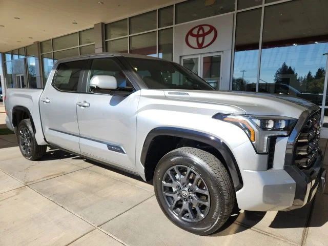 2026 Toyota Tundra Platinum - Photo 4