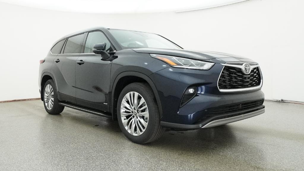 2026 Toyota Highlander Platinum - Photo 12