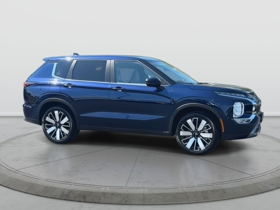 2026 Mitsubishi Outlander SE - Photo 8