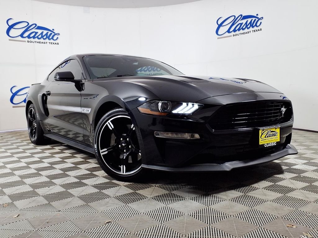 2020 Ford Mustang GT Coupe Premium's photo