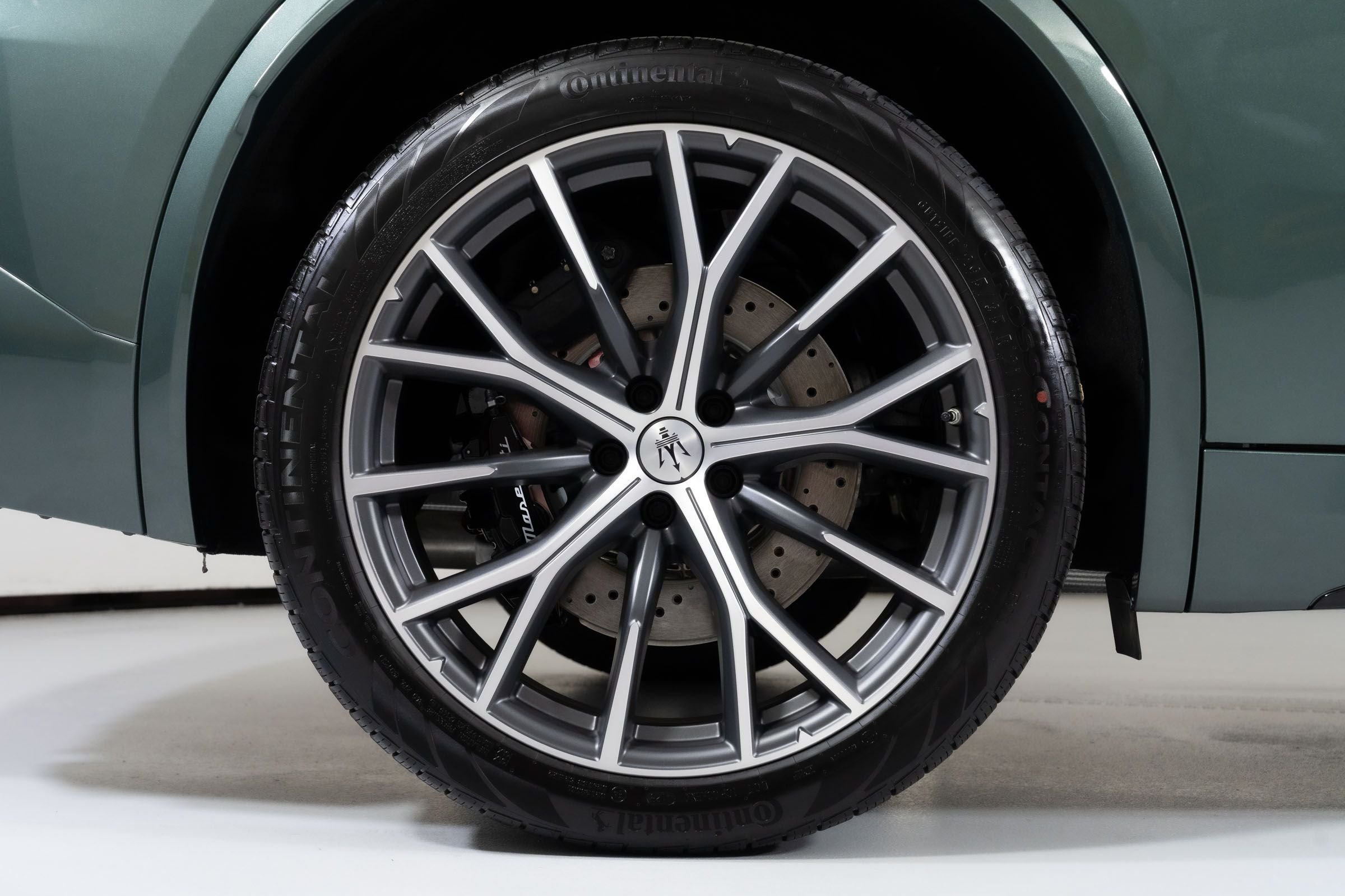 2026 Maserati Grecale Modena V6 - Photo 18