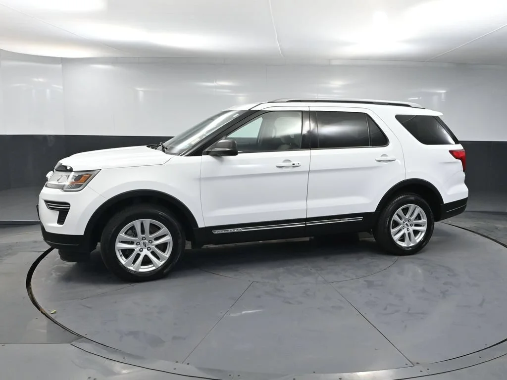 Used 2019 White Ford XLT image 7