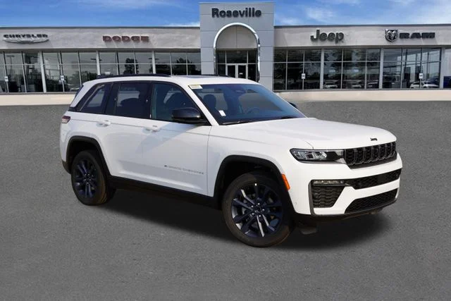 New 2026 Bright White Clear-Coat Exterior Paint Jeep Limited image 1