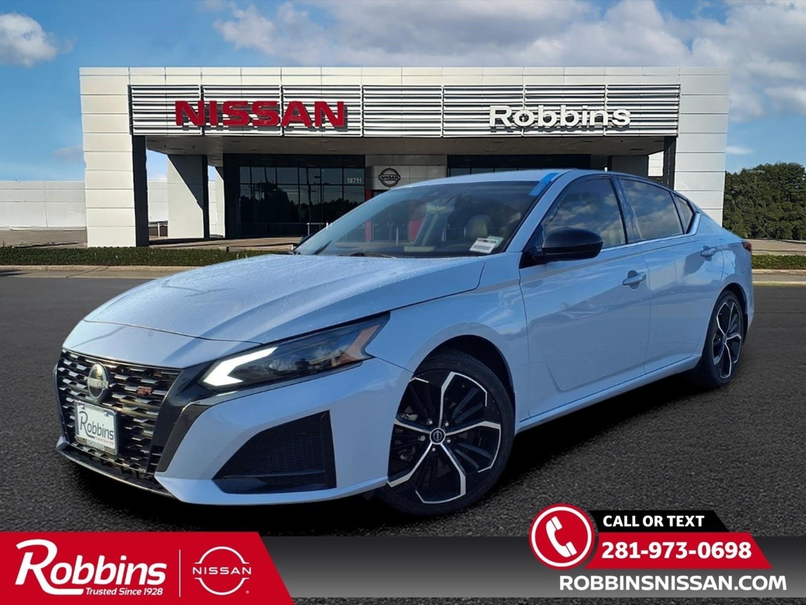 Used 2024 Gray Sky Pearl Nissan 2.5 SR image 1