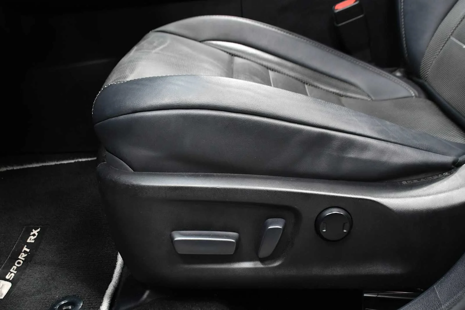 Used 2017 Ultra White Lexus  image 15