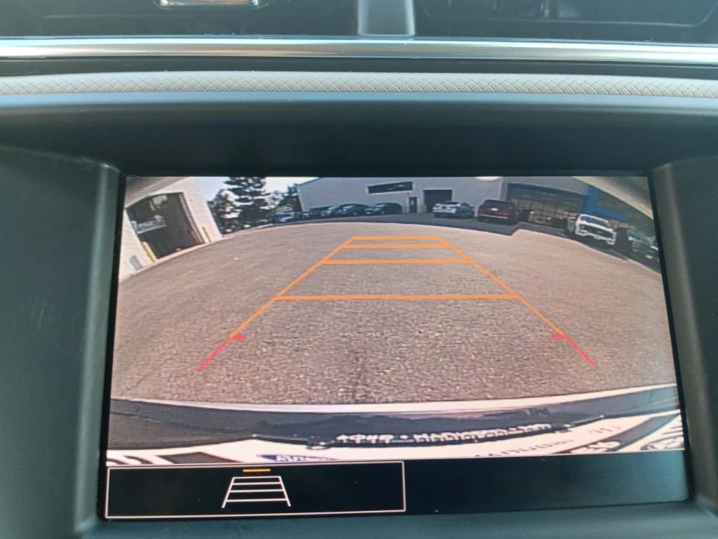 Used 2021 Summit White Chevrolet LT image 23