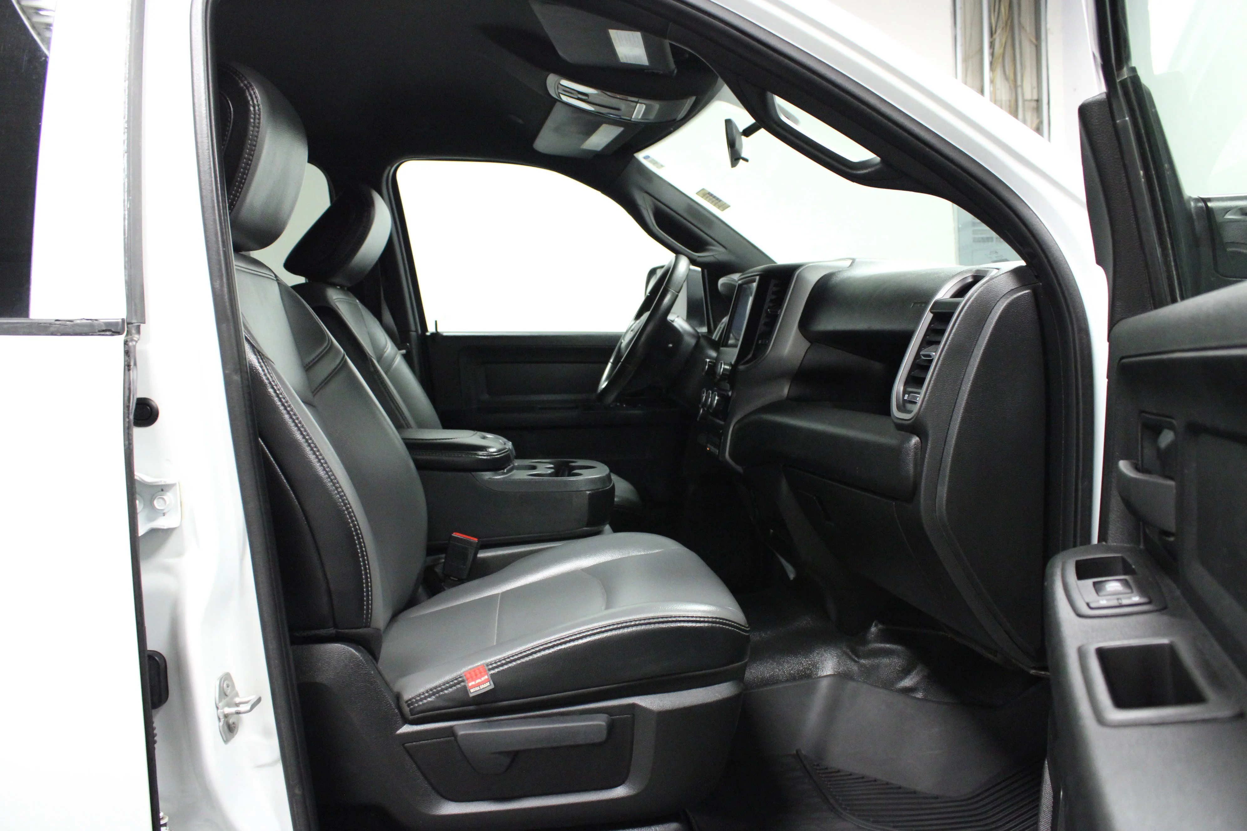 Used 2022 Bright White Clearcoat Ram Tradesman image 16