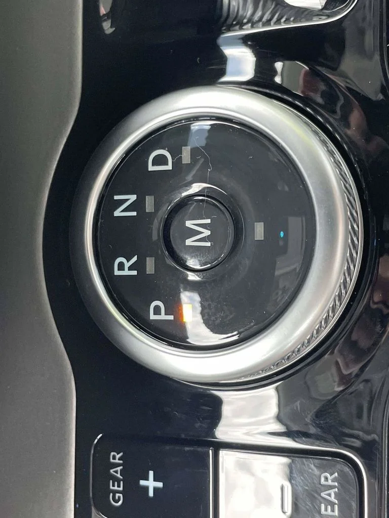 New 2027 White Ford Platinum image 17