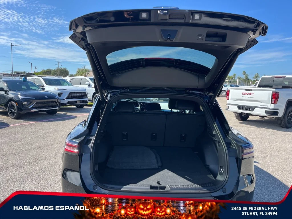 Used 2026 Black Chevrolet LT image 10