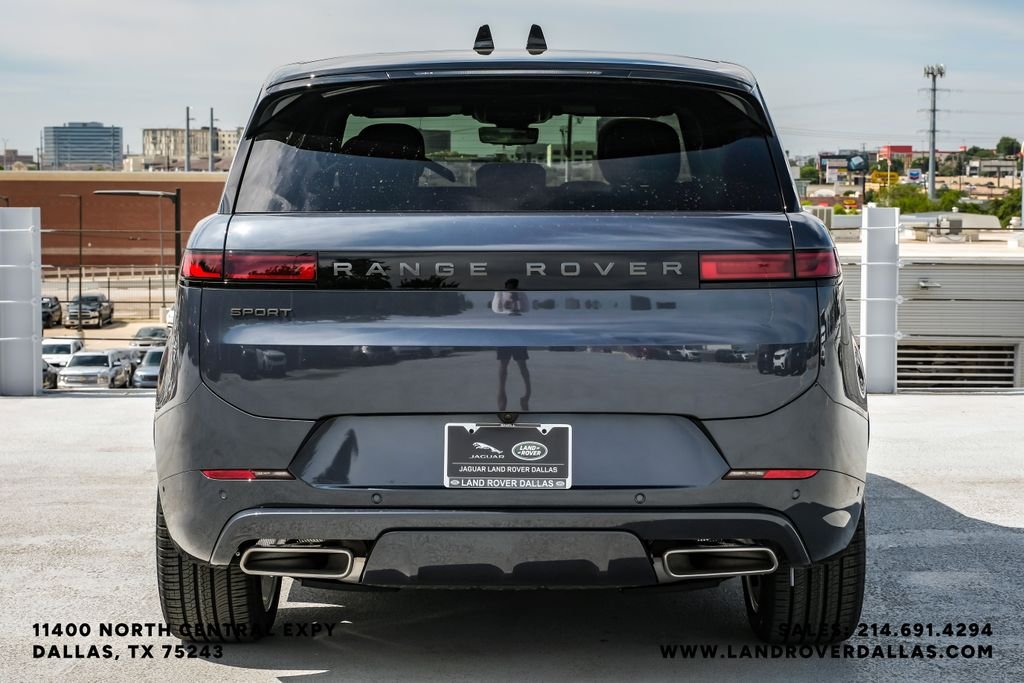 New 2026 Varesine Blue Metallic Land Rover Dynamic SE image 7